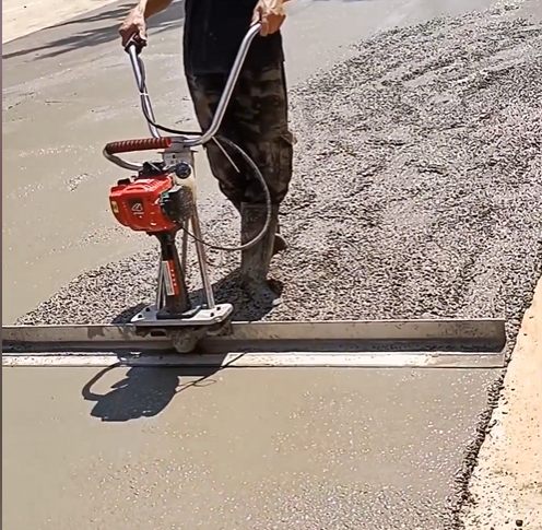 Cena promocyjna na maszyny do  – Concrete Vibrator recenzja i cena