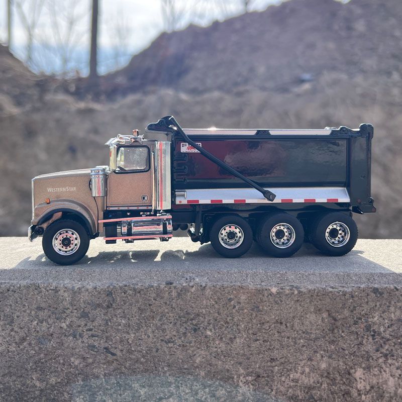 DM Diecast 1:50 Western Star 4 – Dump Truck Toy recenzja i cena